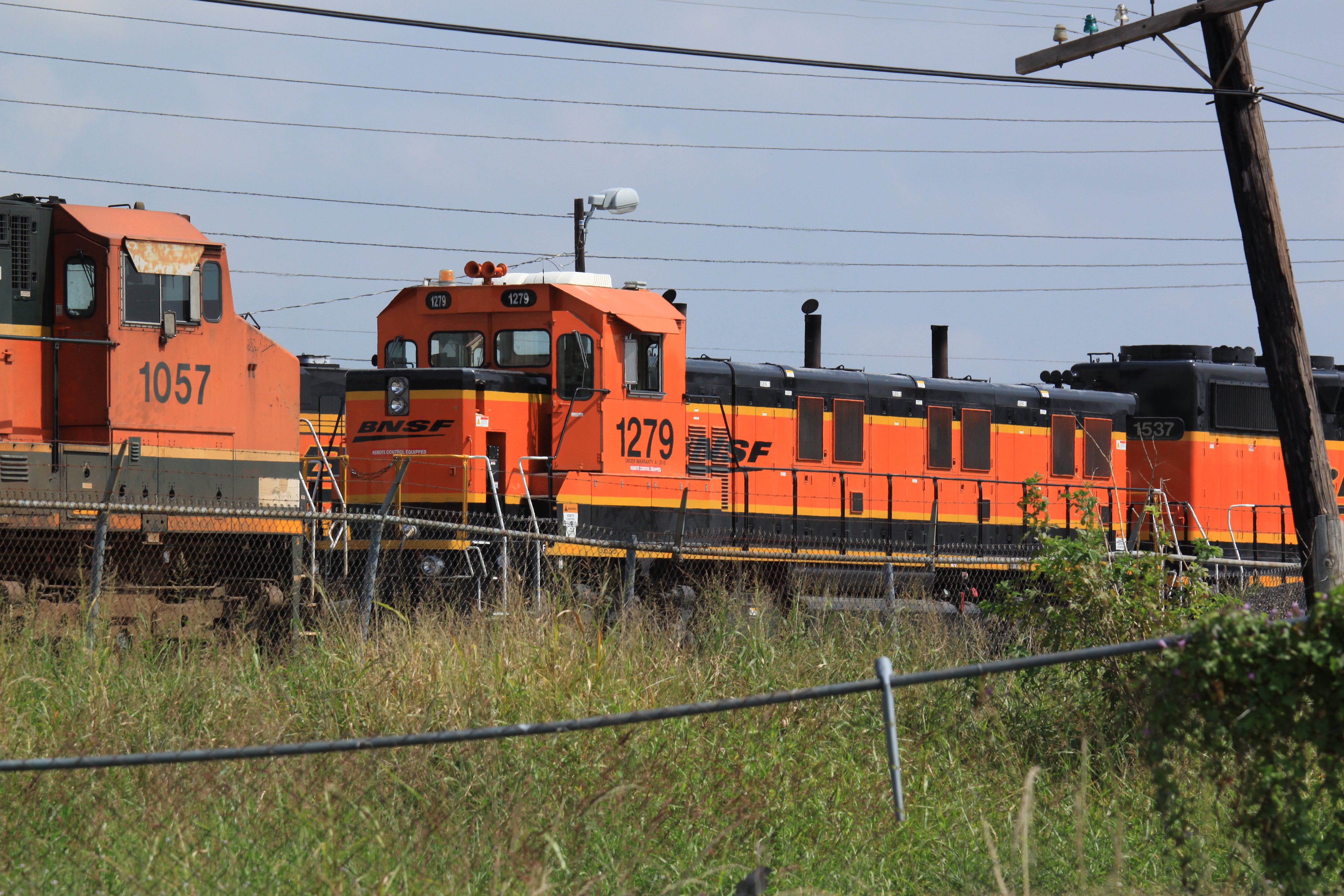 BNSF 1057